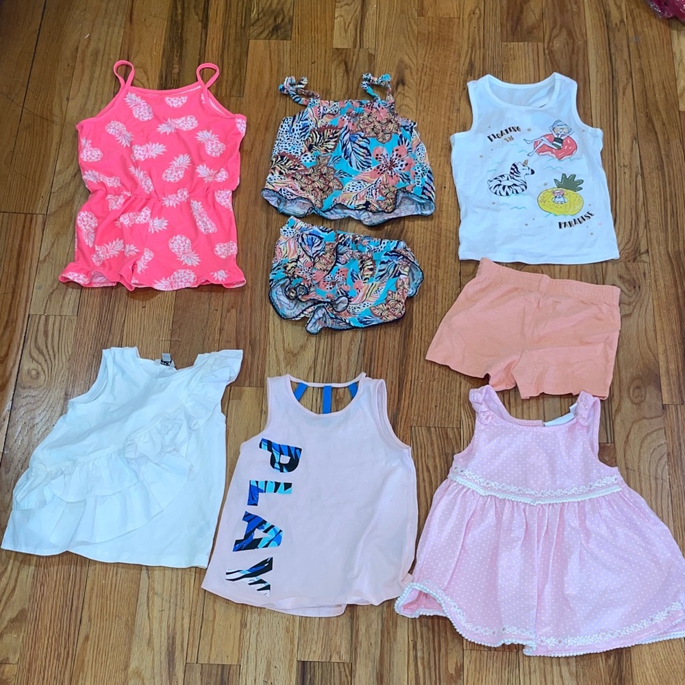 10 pcs Colorful Kids Summer bundle shorts , tanks , tee  Girls Clothing Set sz 5